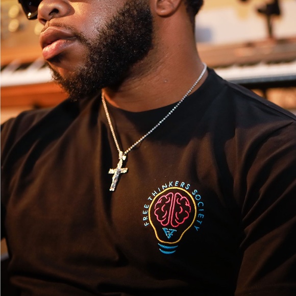 Free Thinkers Tee - Picture 3 of 4